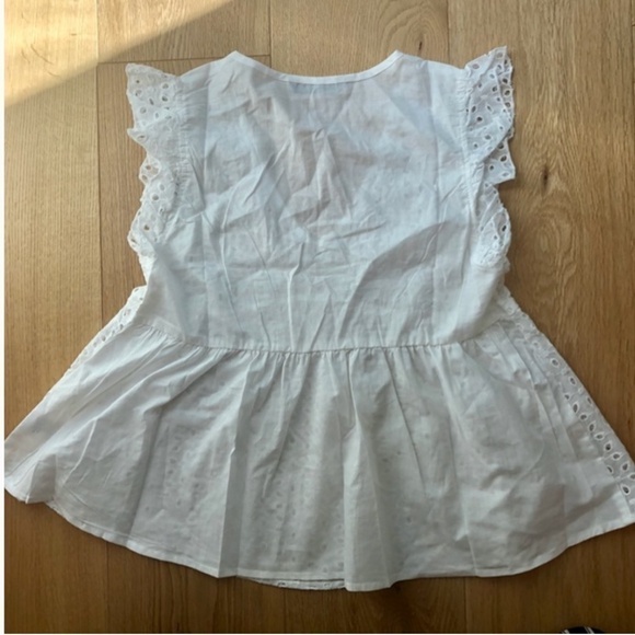 NWT SHEIN White Eyelet Sleeveless Blouse -  XS - Picture 7 of 13
